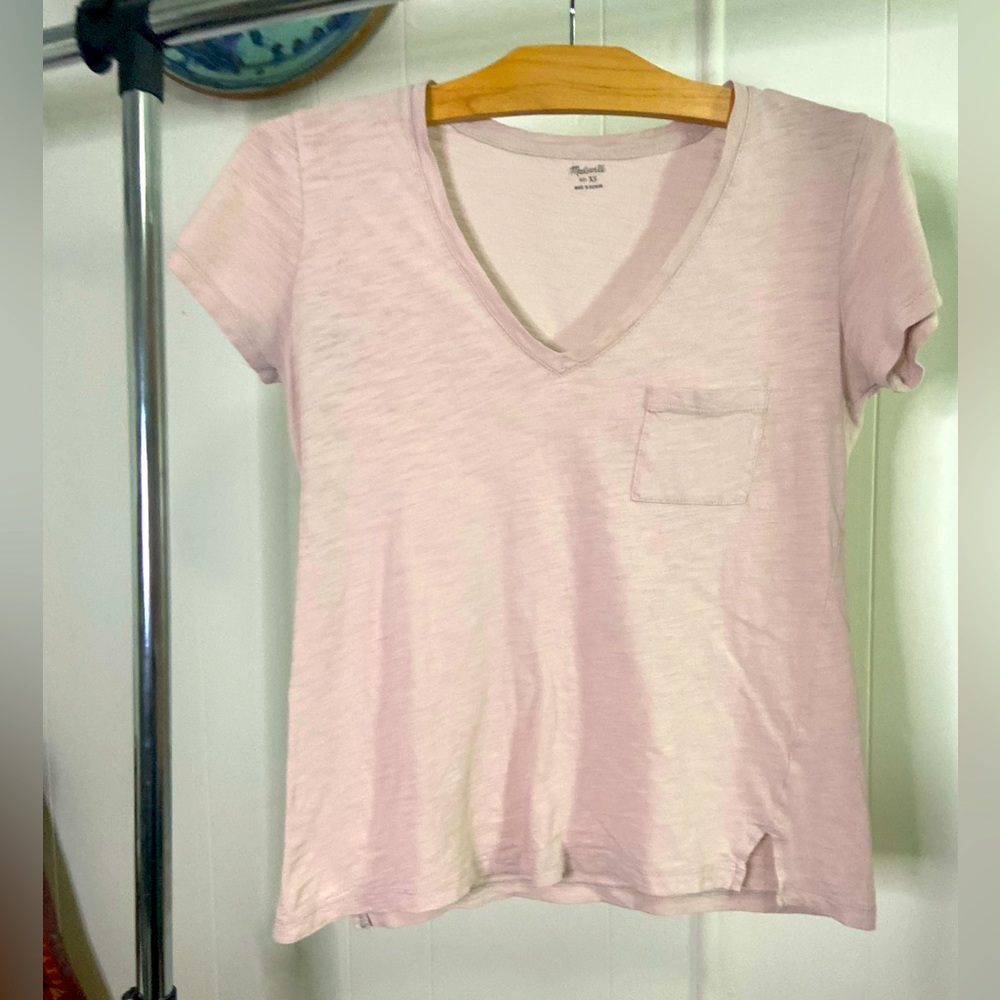 Madewell Whisper Cotton V-neck Pocket Tee, lt pink